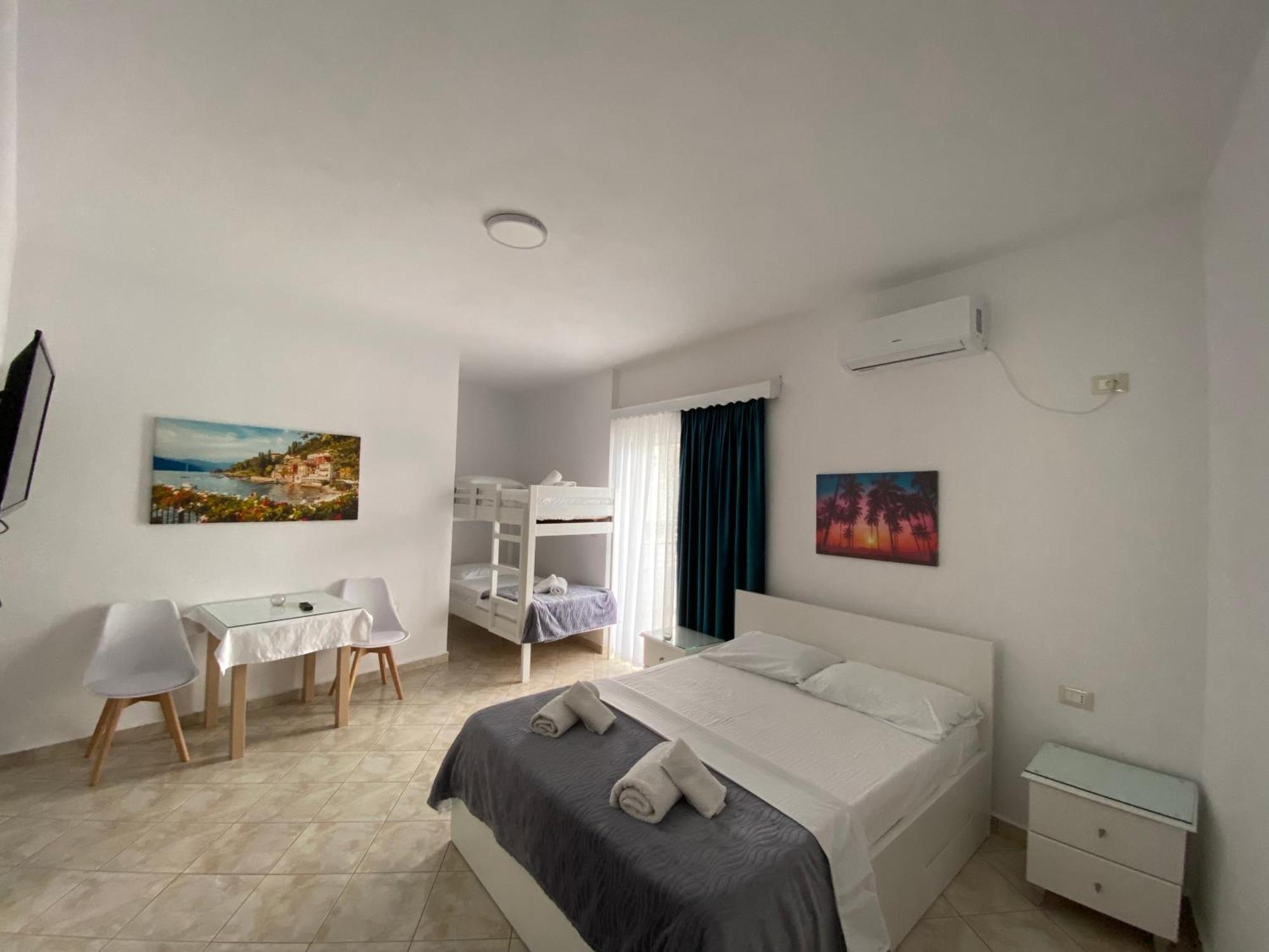 Kafe Hotel