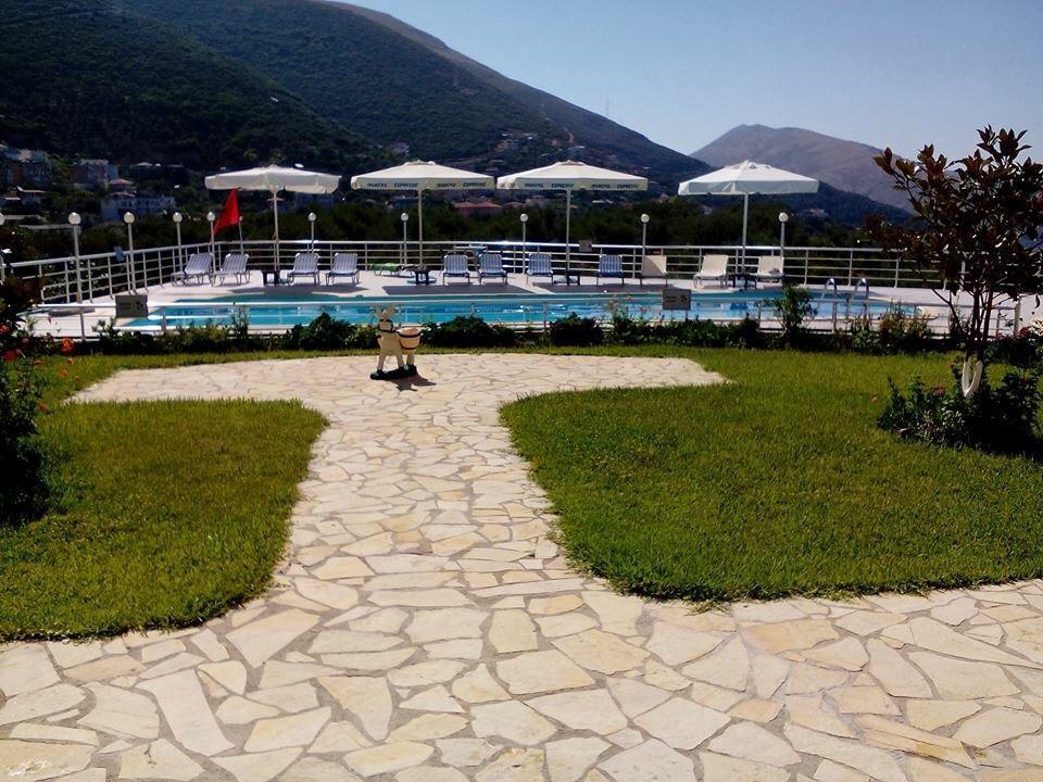 Hotel Kafe *