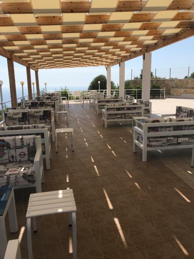 Hotel Kafe *